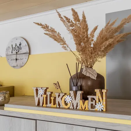 Helle, Gemuetliche, Kuehle,moderne Naehe Europapark, Strassburg, Schwarzwald