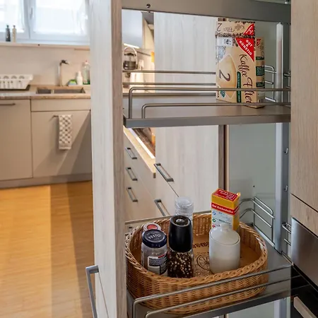 Helle, Gemuetliche, Kuehle,moderne Naehe Europapark, Strassburg, Schwarzwald Appartement Appenweier